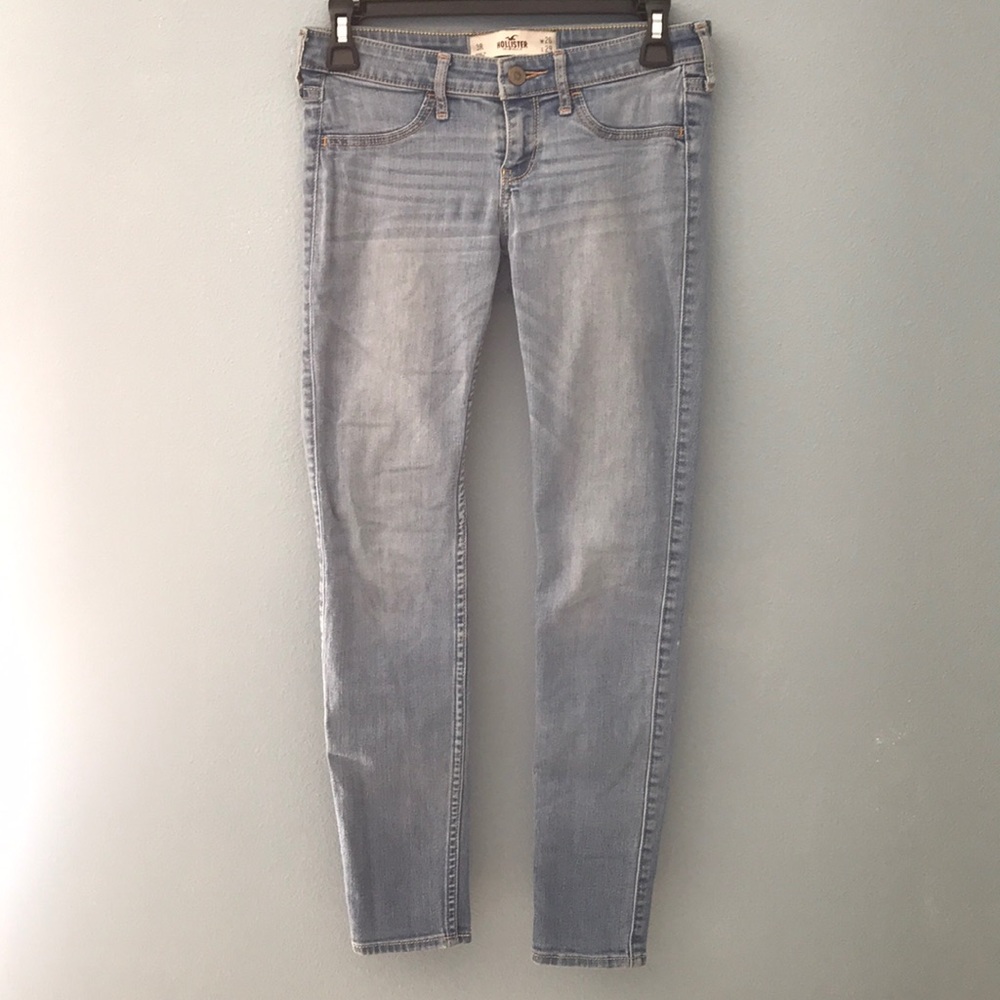 Hollister jeans